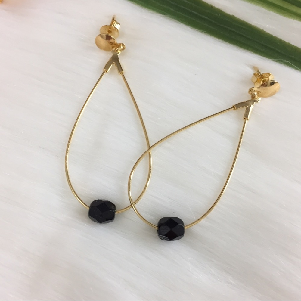 Dangle Drop Stud Earrings In 18K Gold Filled. Oval